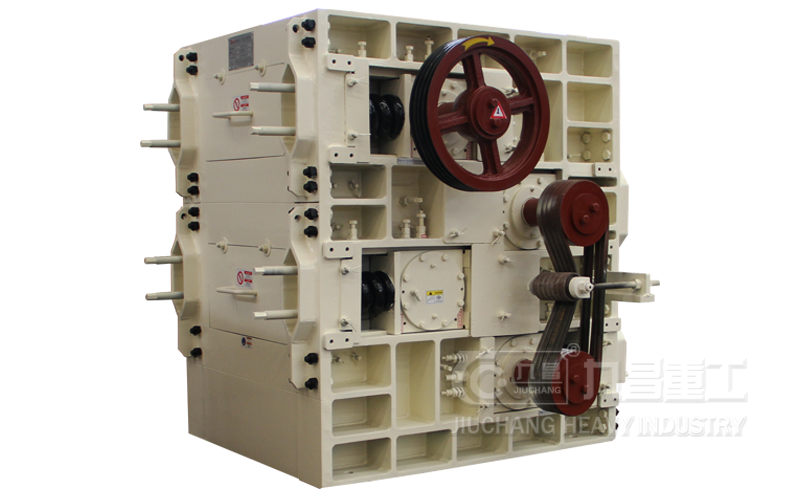 四輥三碎破碎機(jī)產(chǎn)品圖片